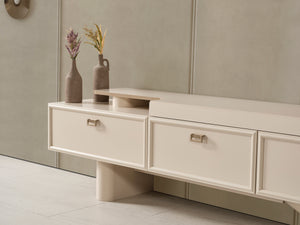 SELENE | Dining Collection